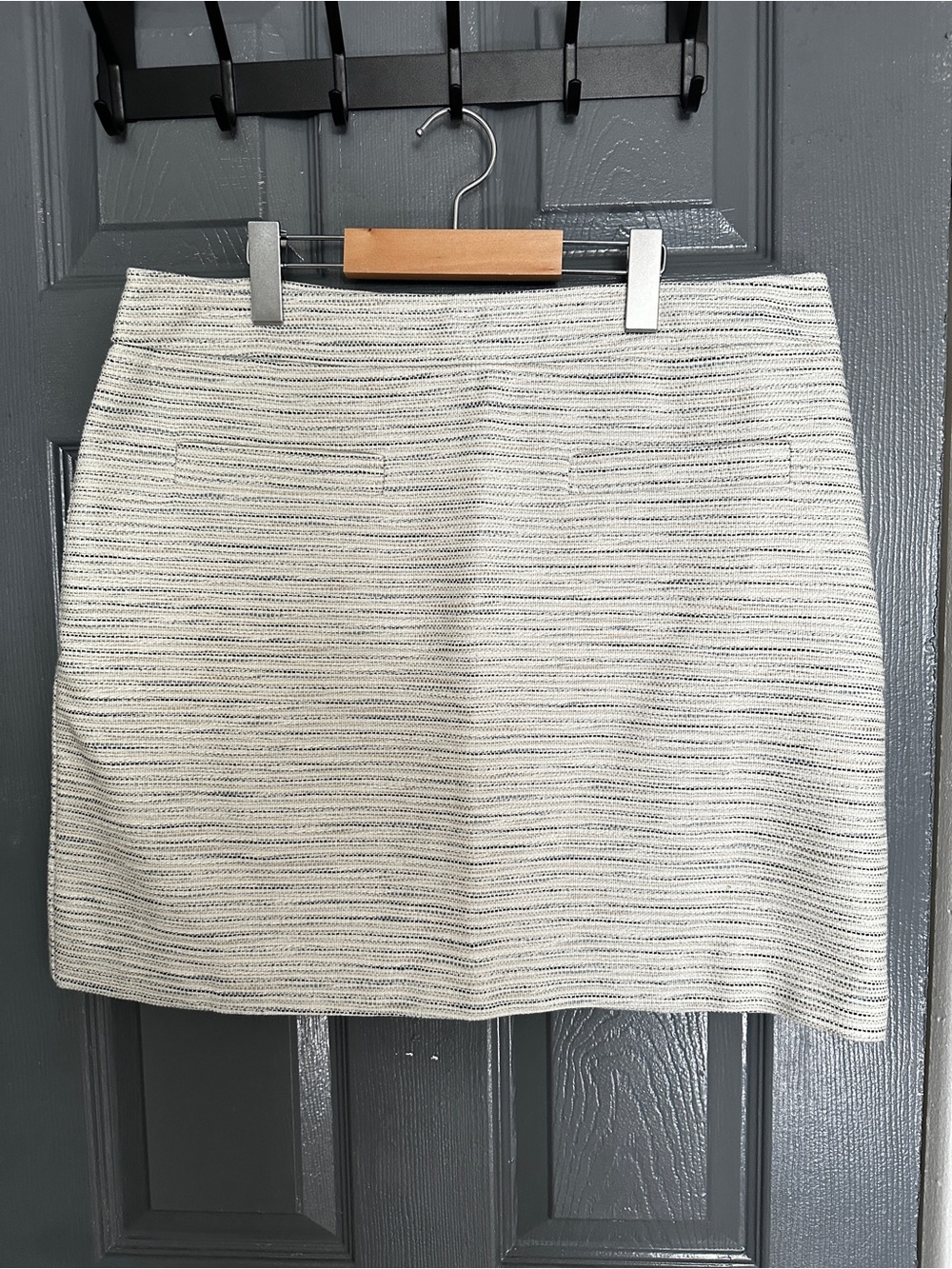 LOFT Ivory and Blue Textured Pencil Skirt